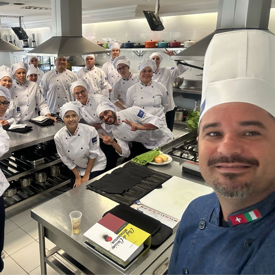 Chef Fabio Mattos em aula