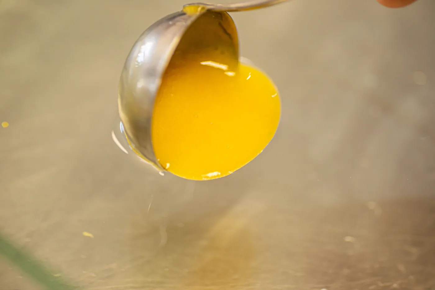 Esferificação avançada com ingredientes coloridos